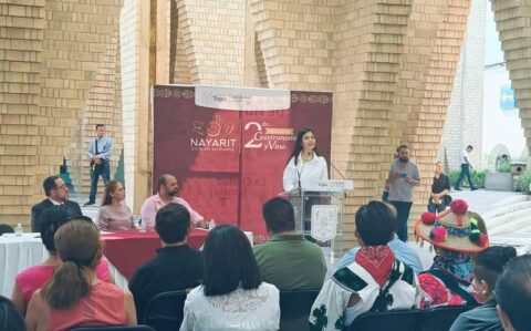 Inaugura Geraldine Ponce el II Festival de Gastronomía y Vino